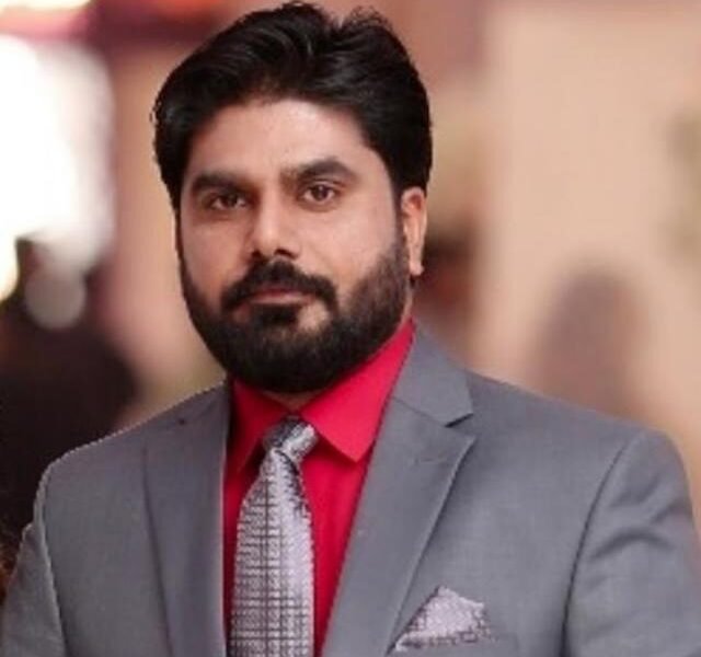 Sir khurram-Experienced home online tutor in DHA Bahria town Islamabad